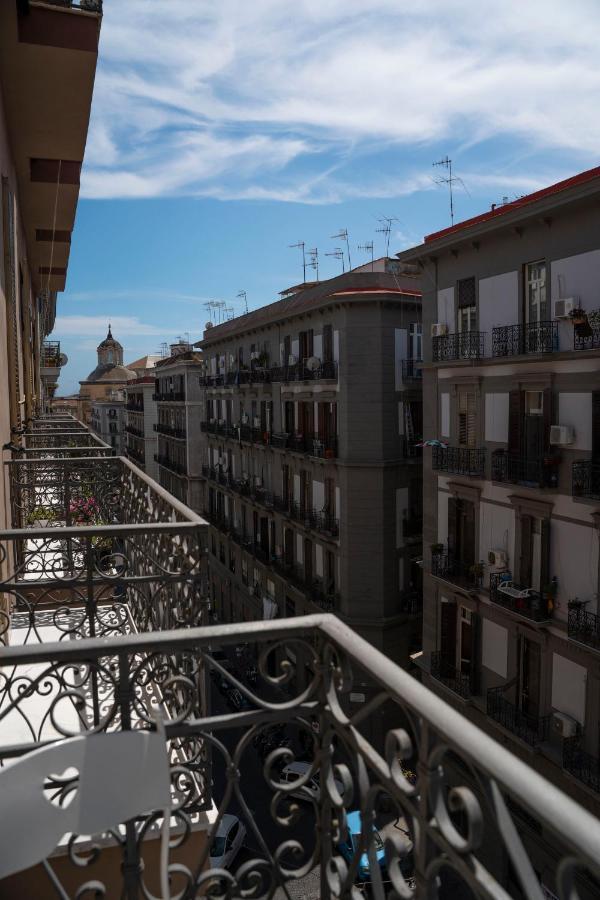 Vico 22 Rooms Napoli Экстерьер фото