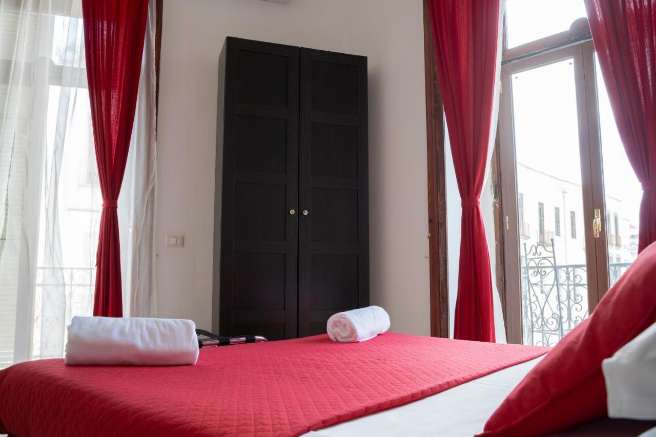 Vico 22 Rooms Napoli Экстерьер фото