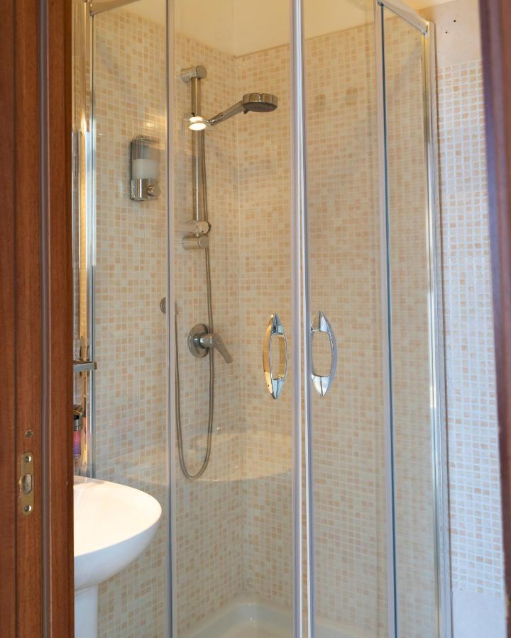Vico 22 Rooms Napoli Экстерьер фото