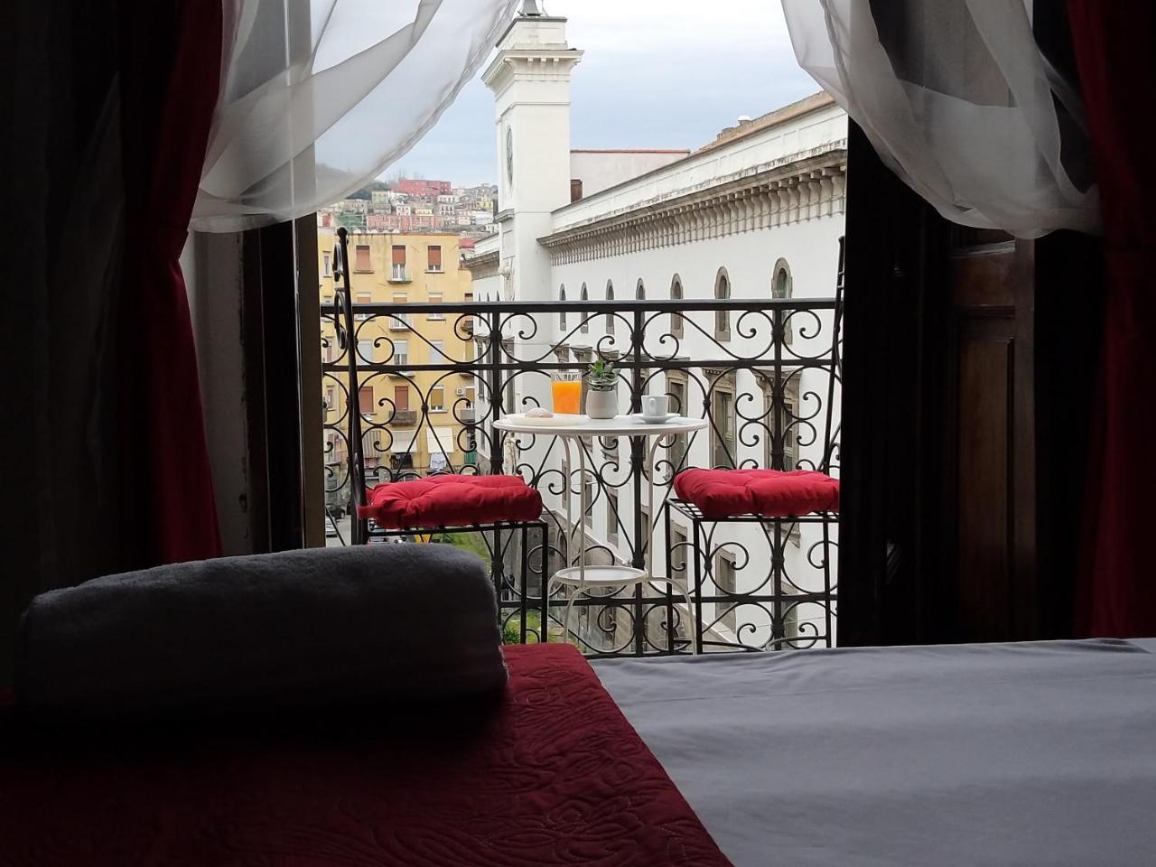 Vico 22 Rooms Napoli Экстерьер фото