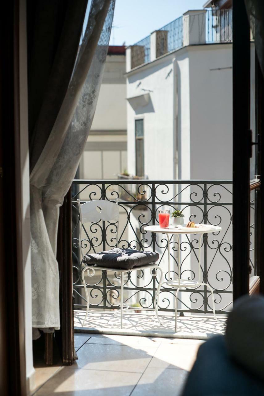 Vico 22 Rooms Napoli Экстерьер фото